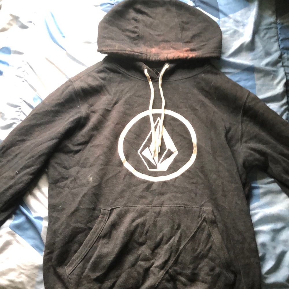 Men’s medium Volcom sweater